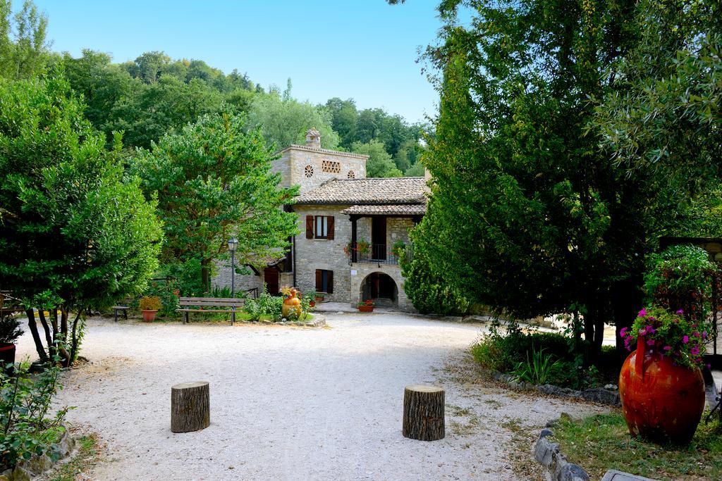 Maison d'hôtes Le Querce Di Assisi à Piano Delle Pieve Extérieur photo